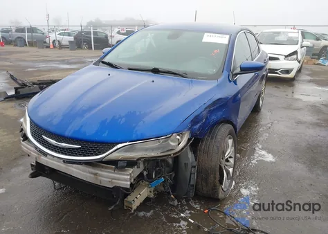 2015 Chrysler 200 Limited из США, поврежденный, VIN 1C3CCCAB6FN537476